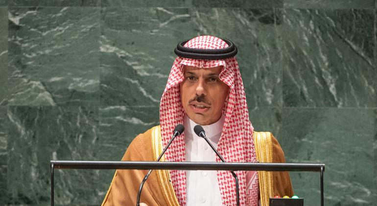 وزير الخارجية السعودي الأمير فيصل بن فرحان آل سعود متحدثا في المناقشة العامة للدورة الثامنة والسبعين للجمعية العامة للأمم المتحدة.