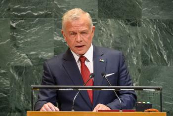 جلالة الملك عبدالله الثاني ابن الحسين ملك المملكة الأردنية الهاشمية يلقي كلمة في المناقشة العامة للدورة الثمانين للجمعية العامة.