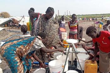 Internally displaced people in South Sudanese province of Upper Nile.