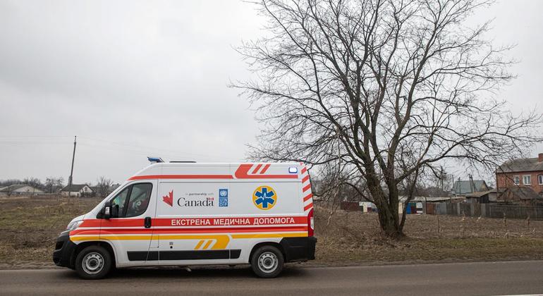 Специализированный автомобиль позволяет перевозить пациентов в критическом состоянии не только по региону, но и по всей Украине. 