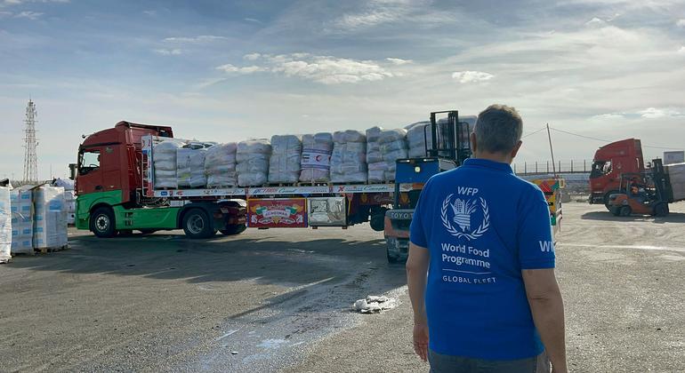 الأمم المتحدة: إسرائيل تفتح معبر زيكيم المؤدي إلى شمال غزة للمرة الأولى منذ 40 يوما