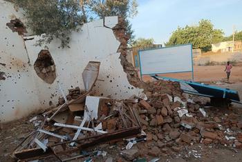 أجبرت أعمال النهب والتدمير هذه العيادة في السودان على وقف عملياتها.
