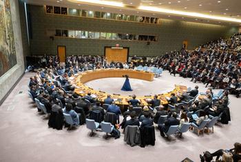 El Consejo de Seguridad sesionando sobre el mantenimiento de la paz y la seguridad en Ucrania.