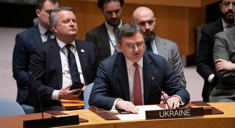 यूक्रेन के विदेश मंत्री दिमोत्रो कुलेबा ने शुक्रवार को सुरक्षा परिषद में सदस्य देशों को सम्बोधित किया.