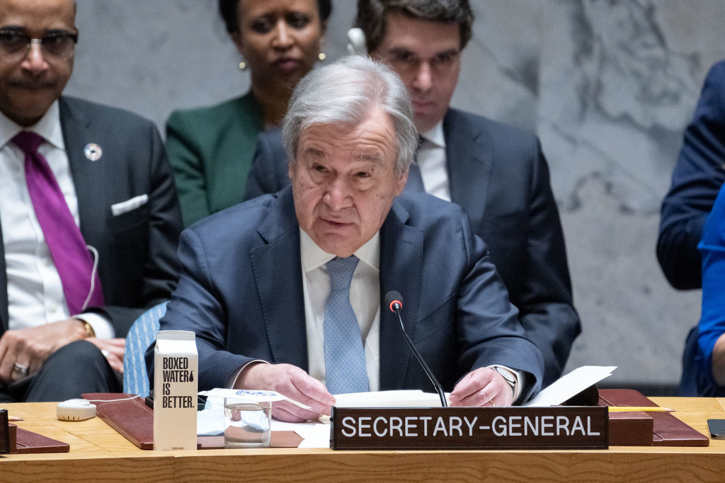 Sekretaris Jenderal PBB António Guterres berpidato di pertemuan Dewan Keamanan PBB tentang pemeliharaan perdamaian dan keamanan Ukraina.