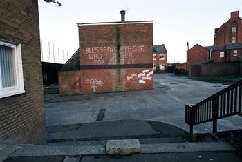 Sur un mur à Belfast en Irlande du Nord : « Bénis soient ceux qui ont soif de justice»
