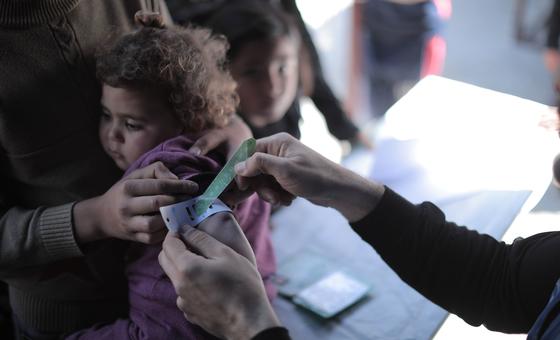 Gaza: 57 niños reportaron muertos por desnutrición, dice quién