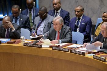 秘书长古特雷斯在安理会关于维护国际和平与安全的会议上发表讲话。