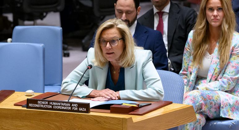 Старший координатор ООН по гуманитарным вопросам и восстановлению в Газе Сигрид Кааг провела брифинг в Совете Безопасности.