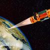 用于精确打击地球目标的概念卫星定向能武器示意图。