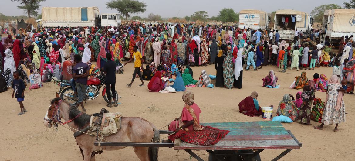 苏丹难民抵达乍得。