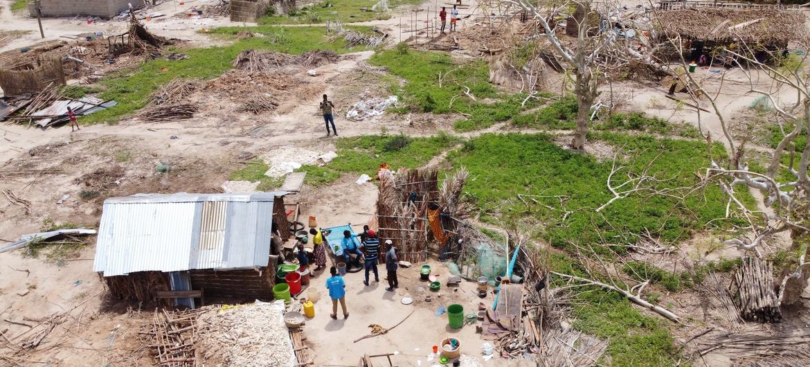 Hundreds flee houses in Mozambique as battle and disasters gasoline worsening disaster — World Points
