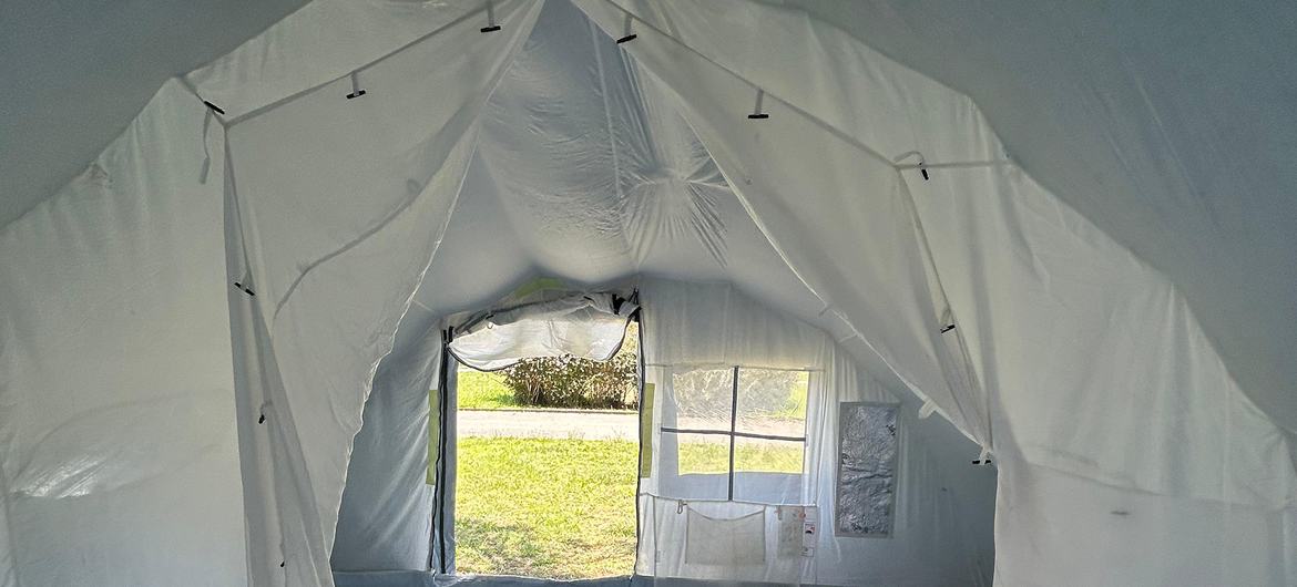 Interior de uma tenda da Acnur numa ação de sensiblização em Lisboa Interior de uma tenda da Acnur numa ação de sensiblização em Lisboa