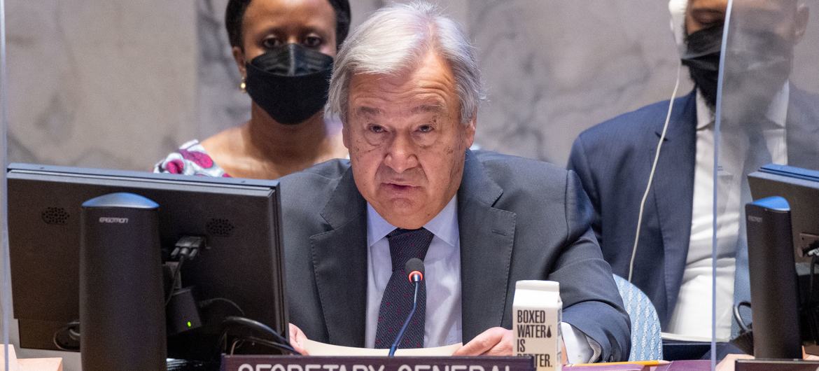 من الأرشيف: الأمين العام للأمم المتحدة أنطونيو غوتيريش يتحدث أمام مجلس الأمن في الجلسة 9115 بشأن الحفاظ على السلام والأمن في أوكرانيا.
