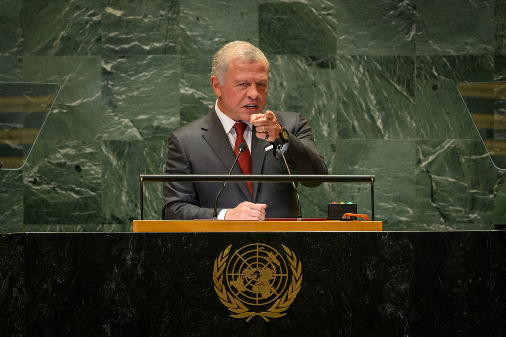 الملك عبد الله الثاني ملك الأردن يلقي خطاباً أمام الجمعية العامة United Nations.