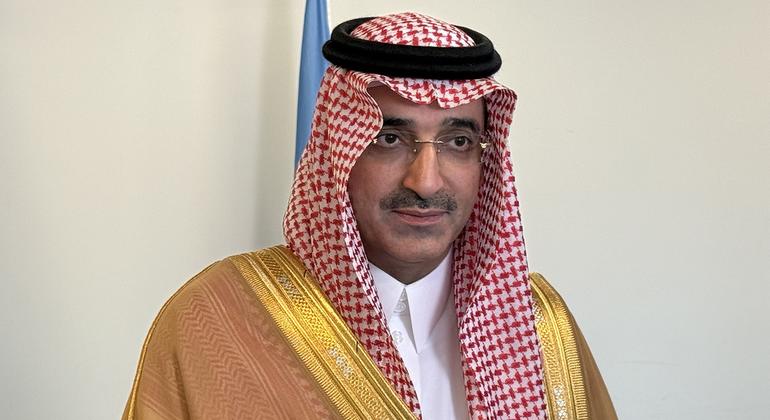 الرئيس التنفيذي للصندوق السعودي للتنمية، سلطان بن عبد الرحمن المرشد.