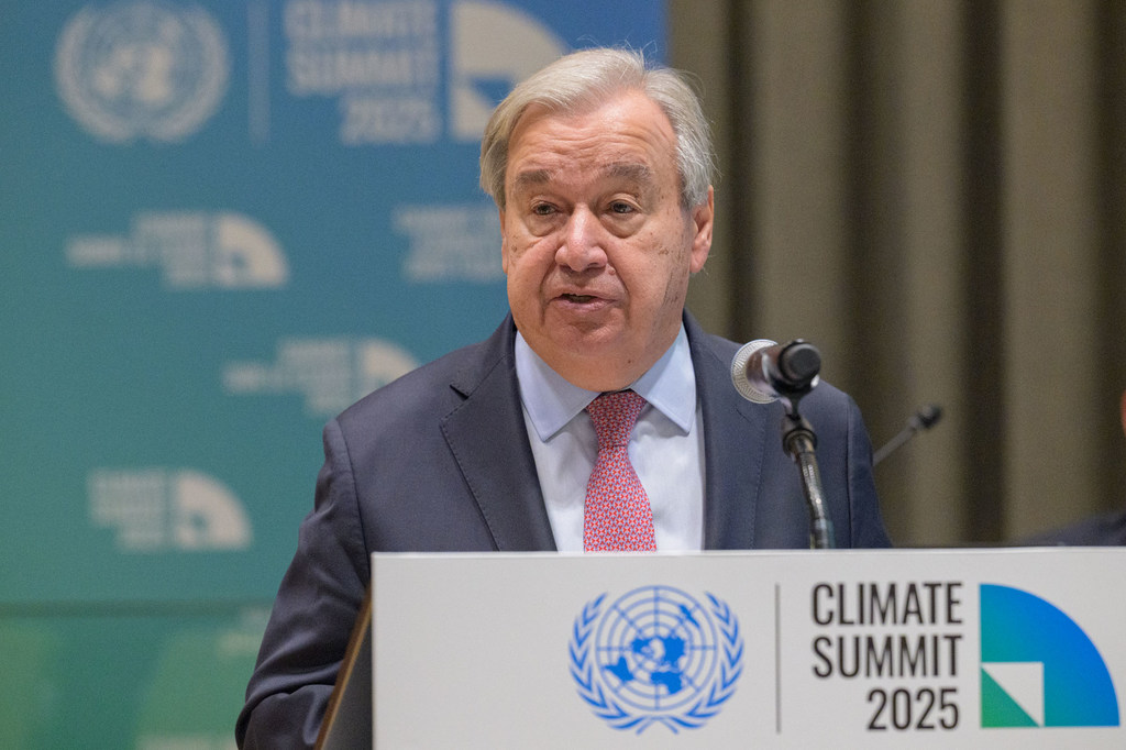 Katibu Mkuu António Guterres akihutubia Mkutano wa Ngazi ya Juu mwaka 2025 kuhusu tabianchi, tukio maalum la ngazi ya juu kuhusu Hatua za kukabiliana na mabadiliko ya tabianchi.