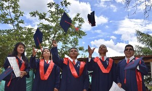 Approximately 3,500 ex-combatants in Colombia have been able to complete their studies thanks to the Arando la Educación (Plowing Education) programme.