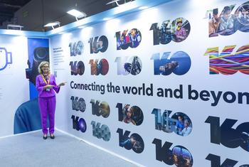 ITU की महासचिव, डोरेन बोगडान-मार्टिन,  विश्व दूरसंचार मानकीकरण सभा (WTSA) के अवसर पर भारत की राजधानी नई दिल्ली में. 