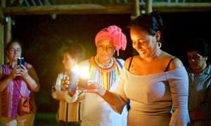 Una firmante de la paz y una víctima del conflicto participan en el encuentro de mujeres líderes y defensoras de Urabá y Darién.
