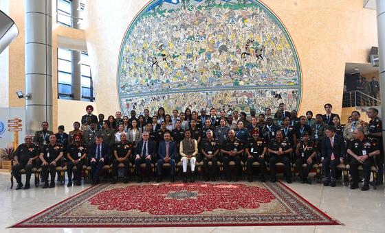 शान्तिरक्षा में महिलाओं के योगदान को बढ़ावा देने पर केन्द्रित एक सम्मेलन, भारत की राजधानी नई दिल्ली में आयोजित हुआ.