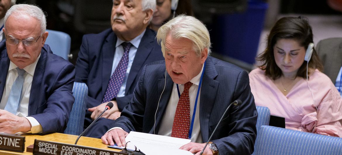 Tor Wennesland, Coordinateur spécial pour le processus de paix au Moyen-Orient, informe les membres du Conseil de sécurité de la situation dans la région.