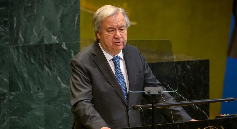 الأمين العام للأمم المتحدة أنطونيو غوتيريش يلقي كلمة أمام الجمعية العامة في الذكرى الـ20 لمبدأ