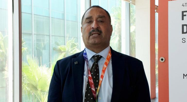 الدكتور هاشم حسين، رئيس مكتب اليونيدو لترويج الاستثمار والتكنولوجيا.