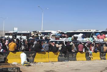 Since the intensification of the Israeli bombings in Lebanon, thousands of people have crossed into Syria. 