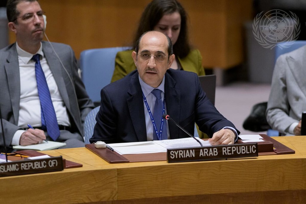 مندوب سوريا الدائم لدى الأمم المتحدة، بسام صباغ، يلقي كلمة أمام مجلس الأمن حول ملف سوريا الكيميائ.