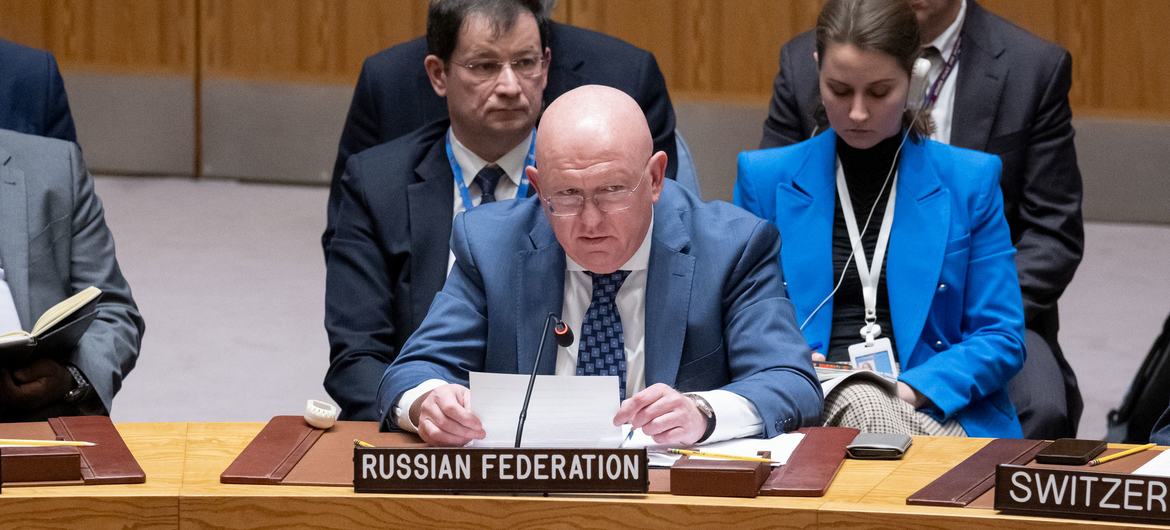الممثل الدائم للاتحاد الروسي لدى الأمم المتحدة فاسيلي نيبينزيا يتحدث أمام مجلس الأمن الدولي.