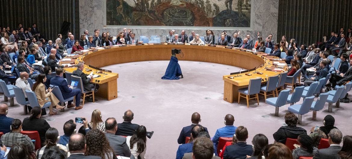 Совет Безопасности обсуждает ситуацию на Ближнем Востоке.