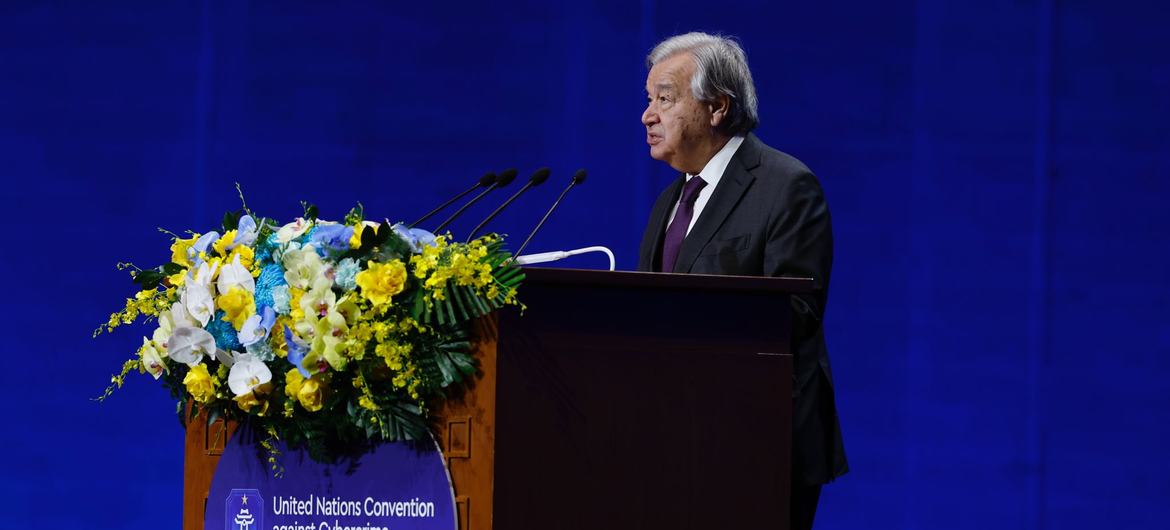 Secretary-General António Guterres addresses delegates at the signing ceremony. Secretary-General António Guterres addresses delegates at the signing ceremony.