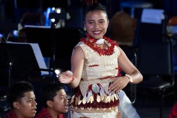 Uma visão dos artistas da Mana Academy no Concerto do Dia das Nações Unidas de 2023