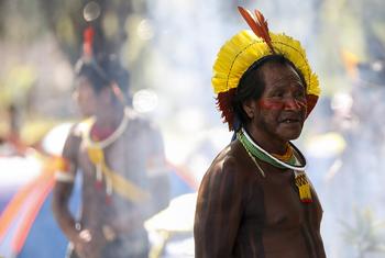  Indígenas da etnia Yanomami, em acampamento em Brasília, capital do Brasil, em 2018.