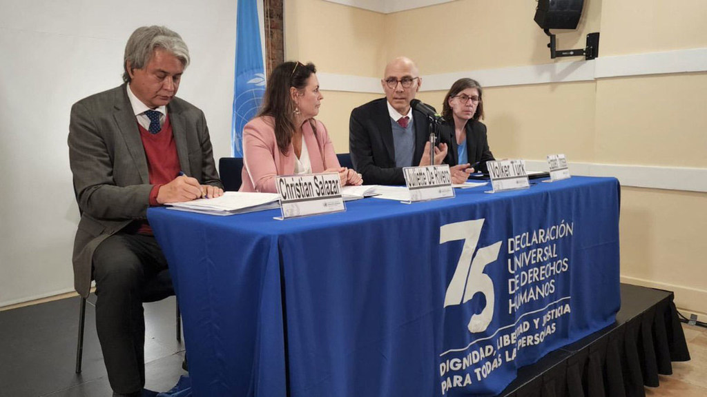 Volker Türk, Hoë Kommissaris van die Verenigde Nasies, eindig sy besoek aan Colombia met 'n perskonferensie in Bogota.