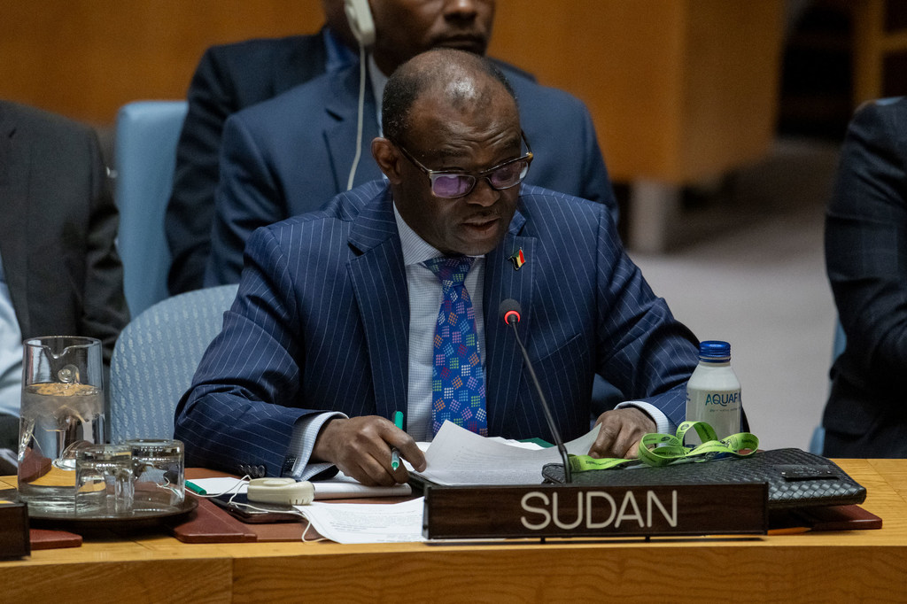 Balozi Al-Harith Idriss Al-Harith Mohamed wa Sudan katika Umoja wa Mataifa, akihutubia kikao cha Baraza la Usalama kuhusu hali ya Sudan na Sudan Kusini.