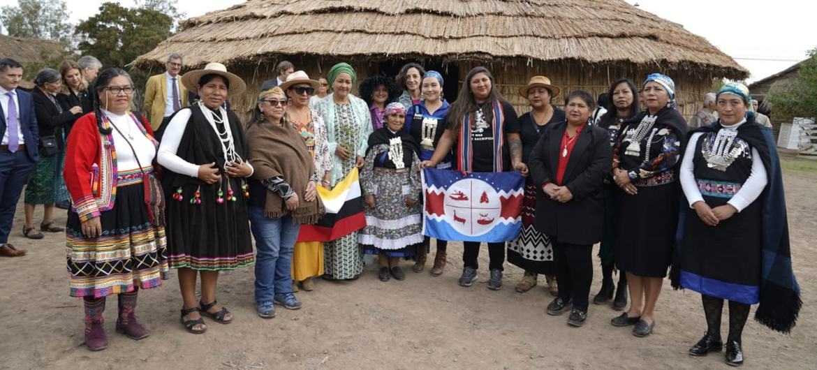 UN Deputy Secretary-General Amina Mohammed meets with indigenous leaders in Chile.