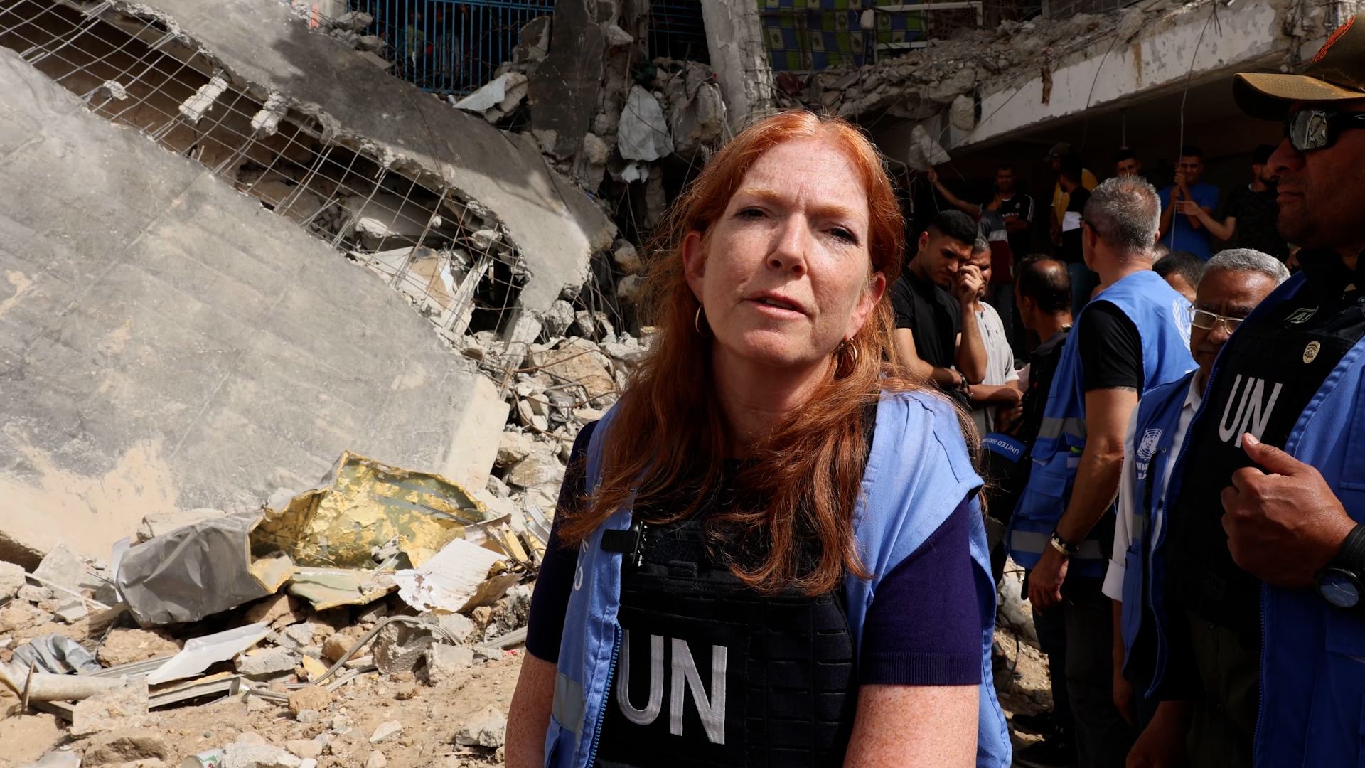 Sarah Poole, UN Resident and Humanitarian Coordinator for the Occupied Palestinian Territory (a.i) visits a displacement camp in Gaza. Sarah Poole, UN Resident and Humanitarian Coordinator for the Occupied Palestinian Territory (a.i) visits a displacement camp in Gaza.