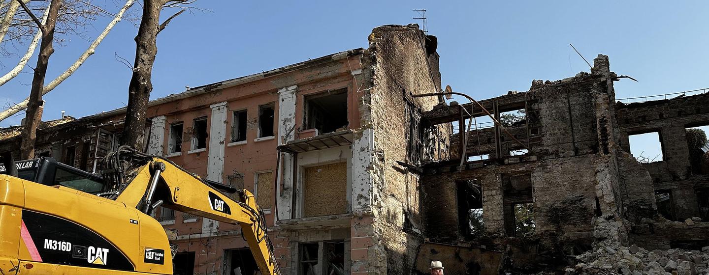 La ville portuaire de Mykolaïv, dans le sud de l'Ukraine, est la cible de nouveaux bombardements.