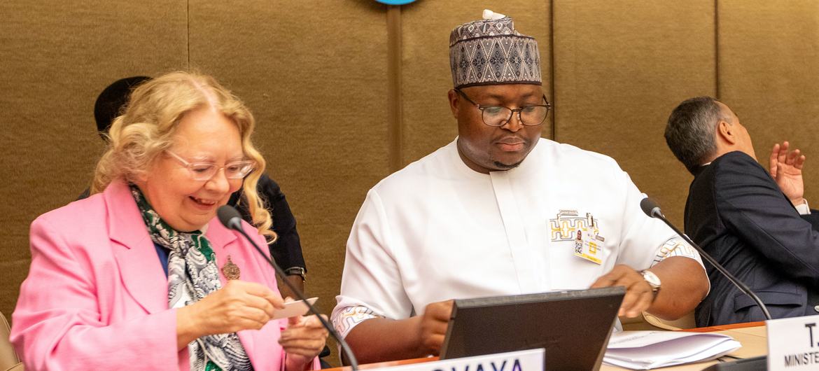 Foreign Minister Musa Timothy Kabba (right) of Sierra Leone and Director-General at Geneva Tatiana Valovaya during an informal visit of UN Security Council members to the Palais des Nations.