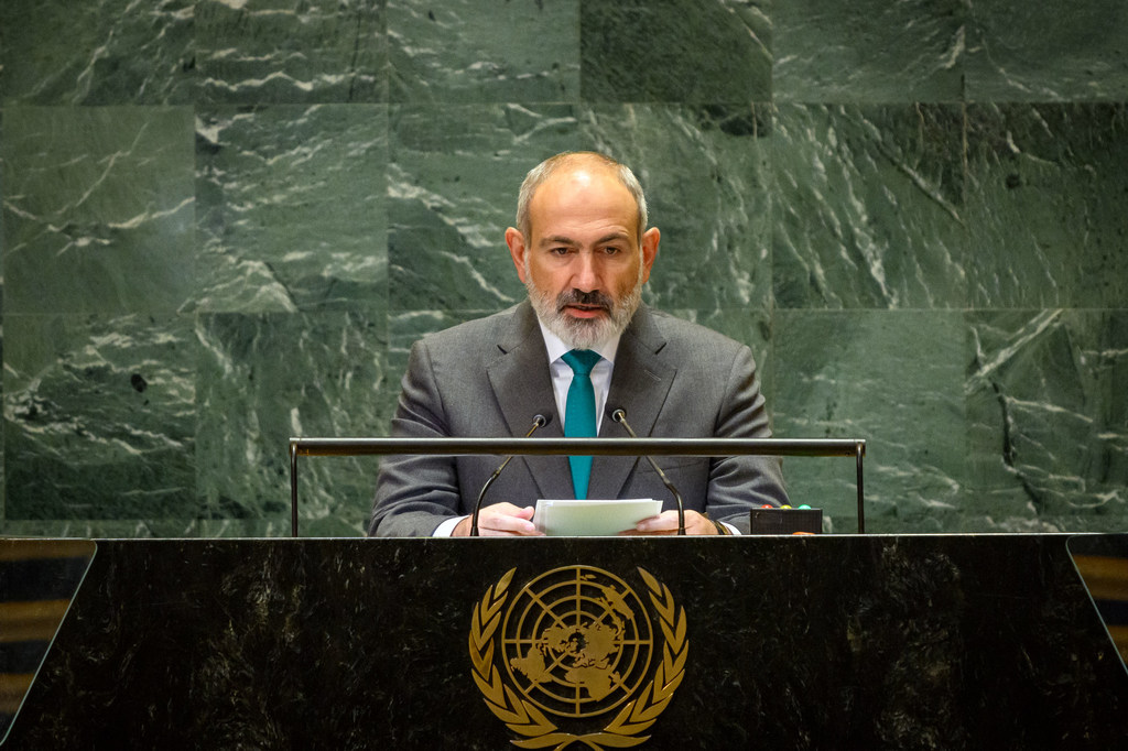 Премьер-министр Армении Никол Пашинян выступает на общих дебатах Генассамблеи ООН.
