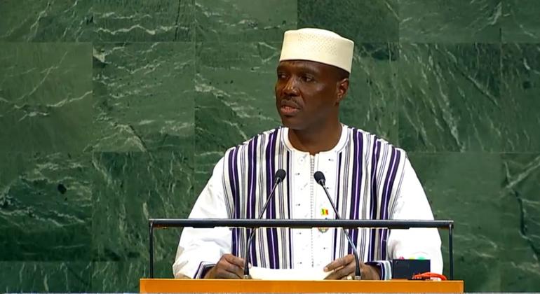 Abdoulaye Maïga , Waziri Mkuu wa Mali akihutubia mjadala mkuu wa mkutano wa 80 wa Baraza Kuu la UN. Abdoulaye Maïga , Waziri Mkuu wa Mali akihutubia mjadala mkuu wa mkutano wa 80 wa Baraza Kuu la UN.