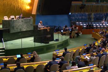 رئيس الجمعية العامة للأمم المتحدة يستأنف عقد دورتها الاستثنائية الطارئة حول فلسطين.
