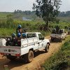 Veículos trafegavam pela província de Kivu Norte quando foi alvejado com pedras e saqueado; Força de Reação Rápida da ONU enviada ao local também foi agredida na chegada; pelo 3 civis morreram e 32 boinas-azuis ficaram feridos.