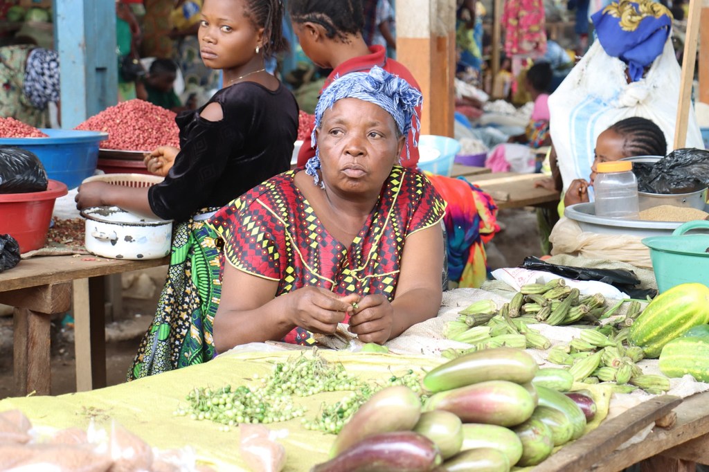 Bi. Charlotte Lusenge mfanya biashara Beni-DRC pia munufaika wa pesa kutoka Umoja Wa Mataifa kupitia MONUSCO. Alifanikiwa na msaada baada yakupoteza biashara yake wakati soko la Mayangose lilipo ungua januari.
