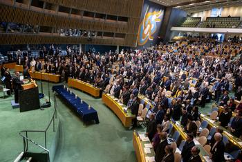 Prières et minute de silence lors de la célébration par les Nations Unies de la Journée internationale dédiée à la mémoire des victimes de l'Holocauste.