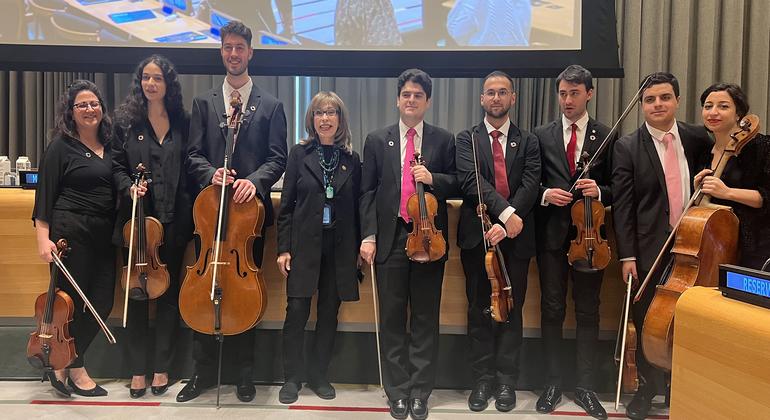 استضاف مقر الأمم المتحدة في نيويورك فعالية بعنوان "متساوون في الموسيقى"، حيث شاركت أوركسترا الديوان الغربي- الشرقي بتقديم فواصل موسيقية.