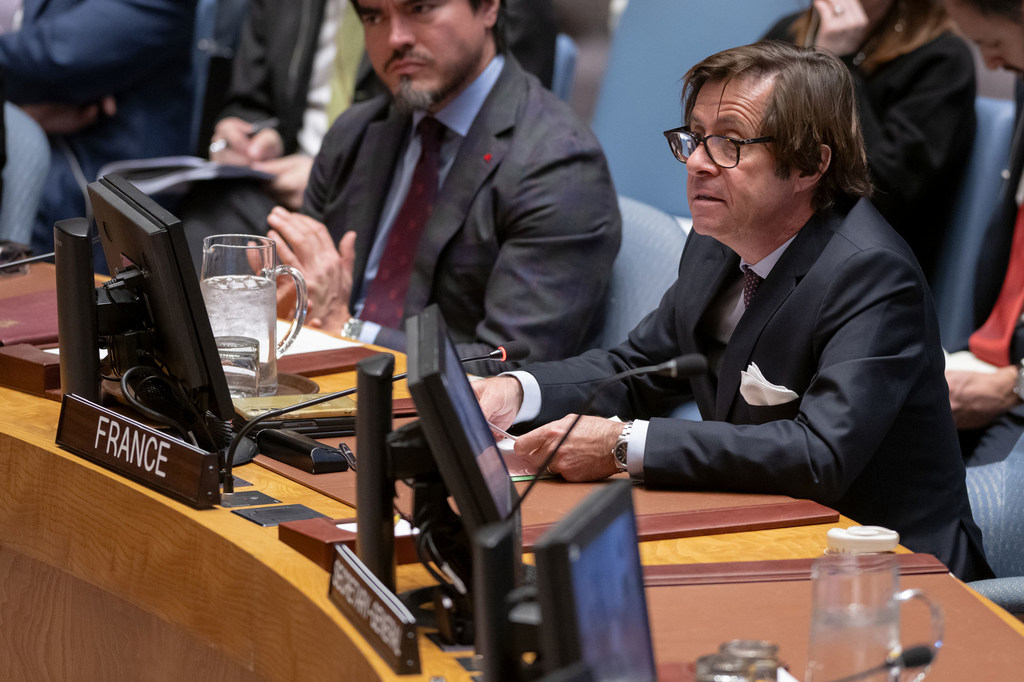 Ambassador Nicolas de Rivière of France addresses the UN Security Council meeting on the protection of civilians in armed conflict.