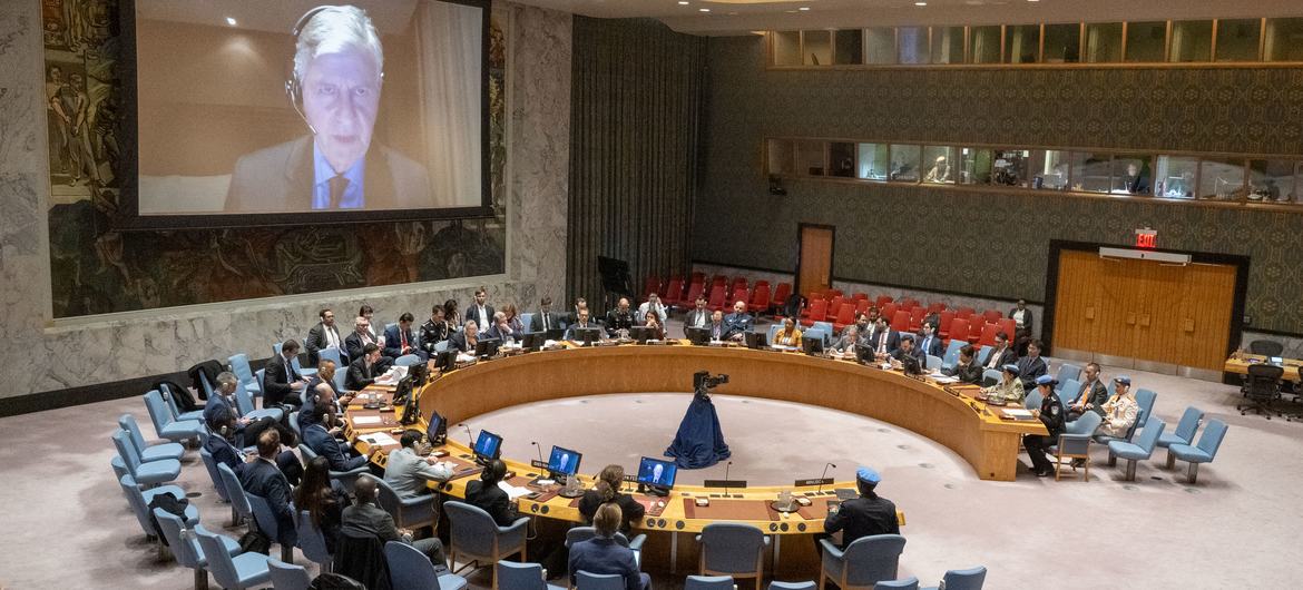 Jean-Pierre Lacroix (on screen), Under-Secretary-General for Peace Operations, briefs the Security Council.